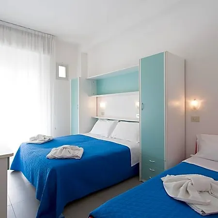 Savana 3*